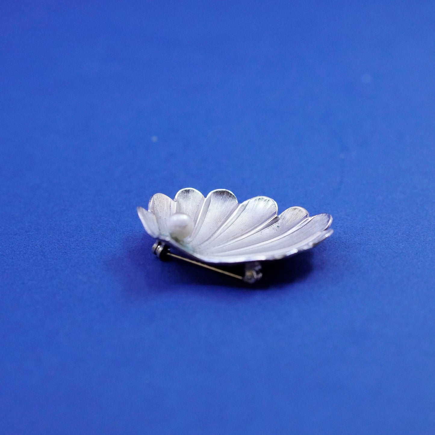 Giovanni silver tone handmade brooch, shell with pearl