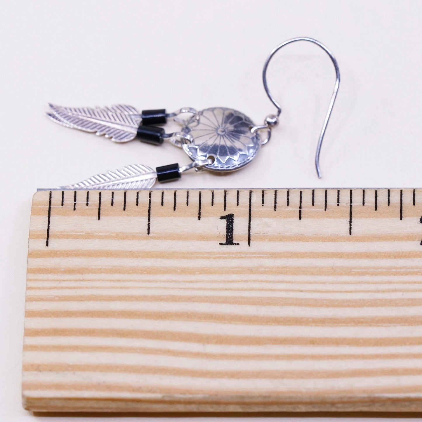 vtg USA Sterling silver handmade earrings, navajo 925 disc w/ obsidian feather