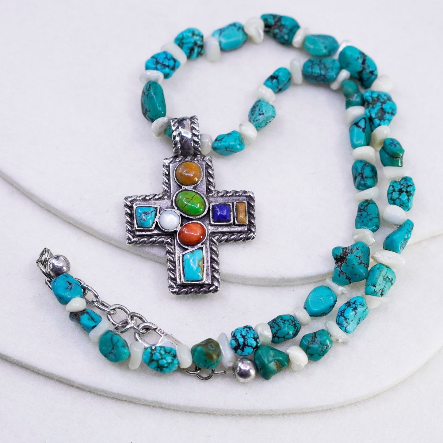 16+2”, VTG Sterling 925 silver necklace spiderwebbed turquoise cross pendant