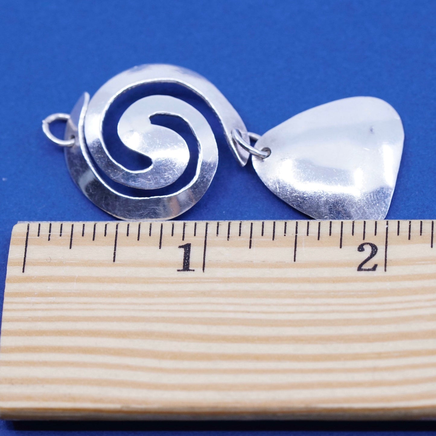 Vintage mexico sterling silver handmade pendant, 925 whirly, swirl charm