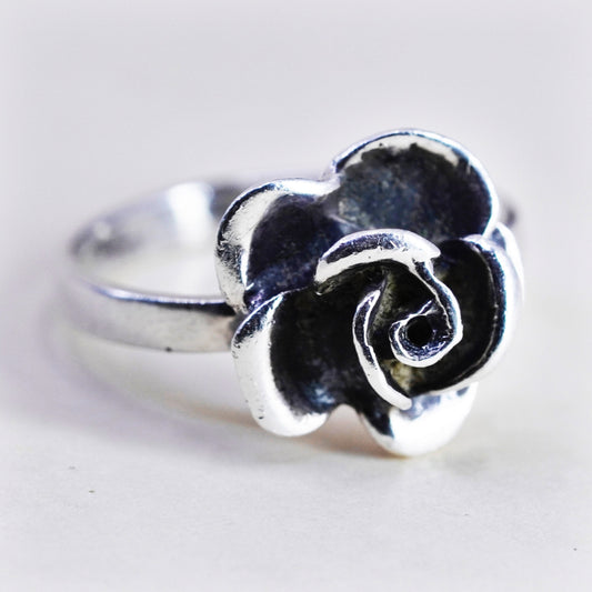 Size 6, vintage Sterling silver handmade ring, 925 flower