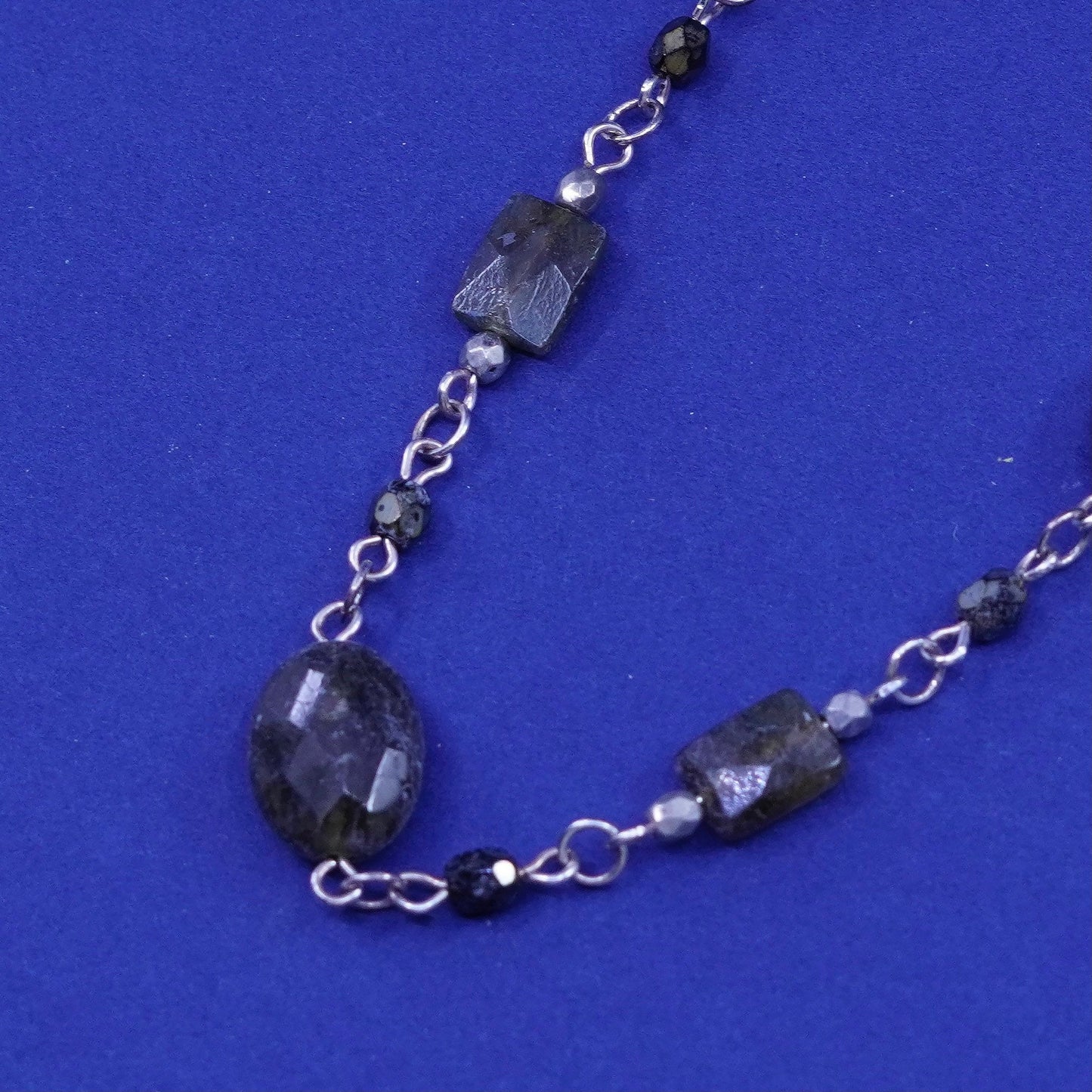 20”, Sterling silver handmade necklace, 925 circle chain with labradorite beads