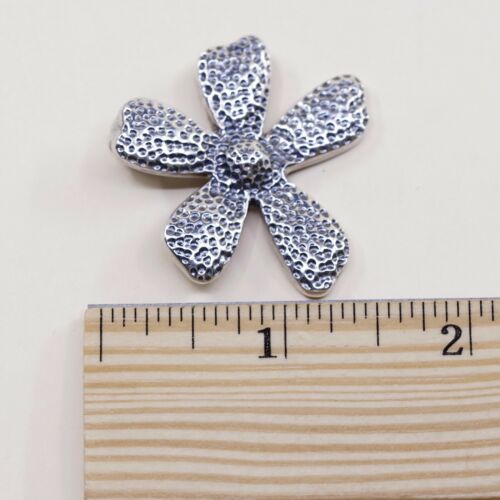 Silpada Hammered Flower Pendant S1101 .925 Sterling Silver Floral