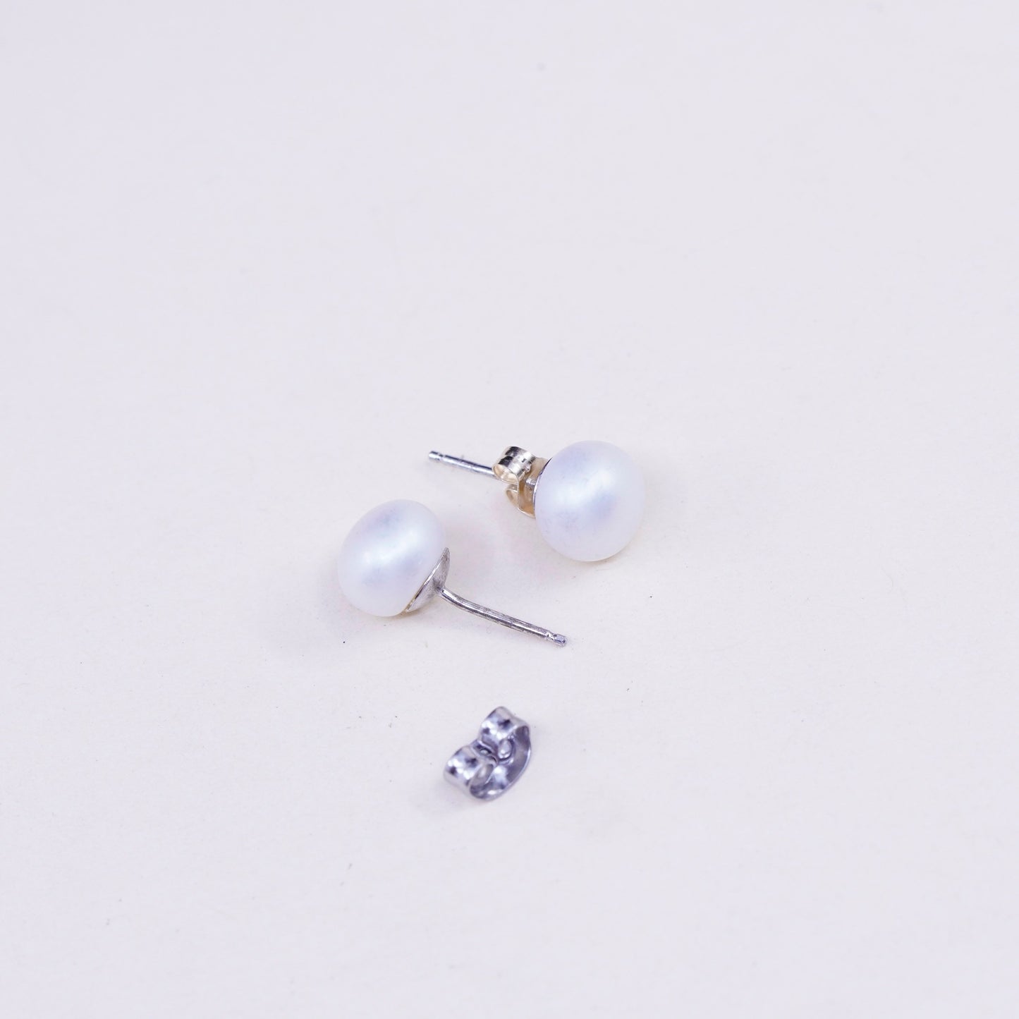 Vintage sterling silver earrings, 925 studs with pearl