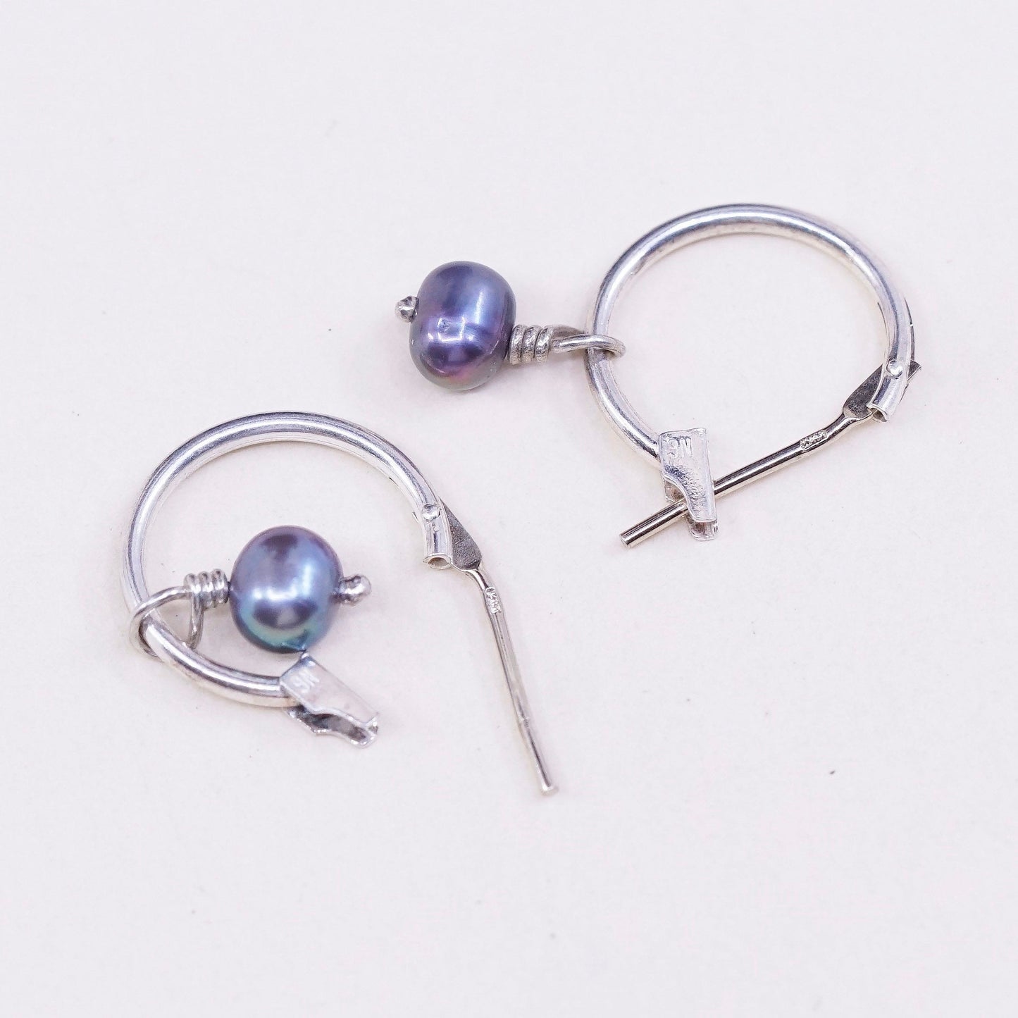 0.5”, vtg sterling 925 silver earrings, minimalist primitive hoops with pearl