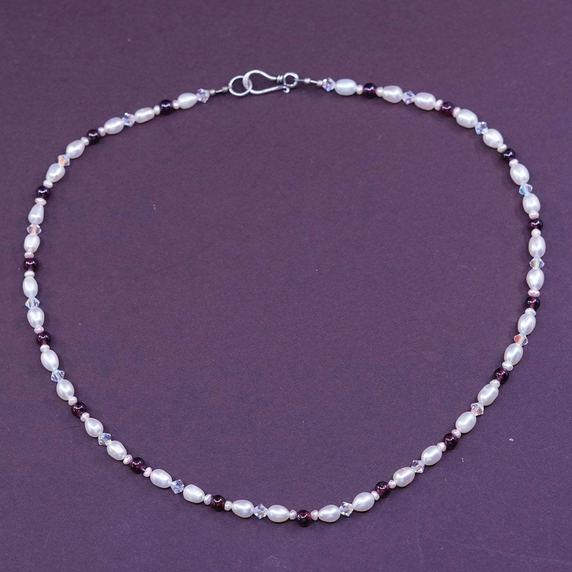 17", Sterling silver handmade necklace 925 clasp freshwater pearl garnet beads