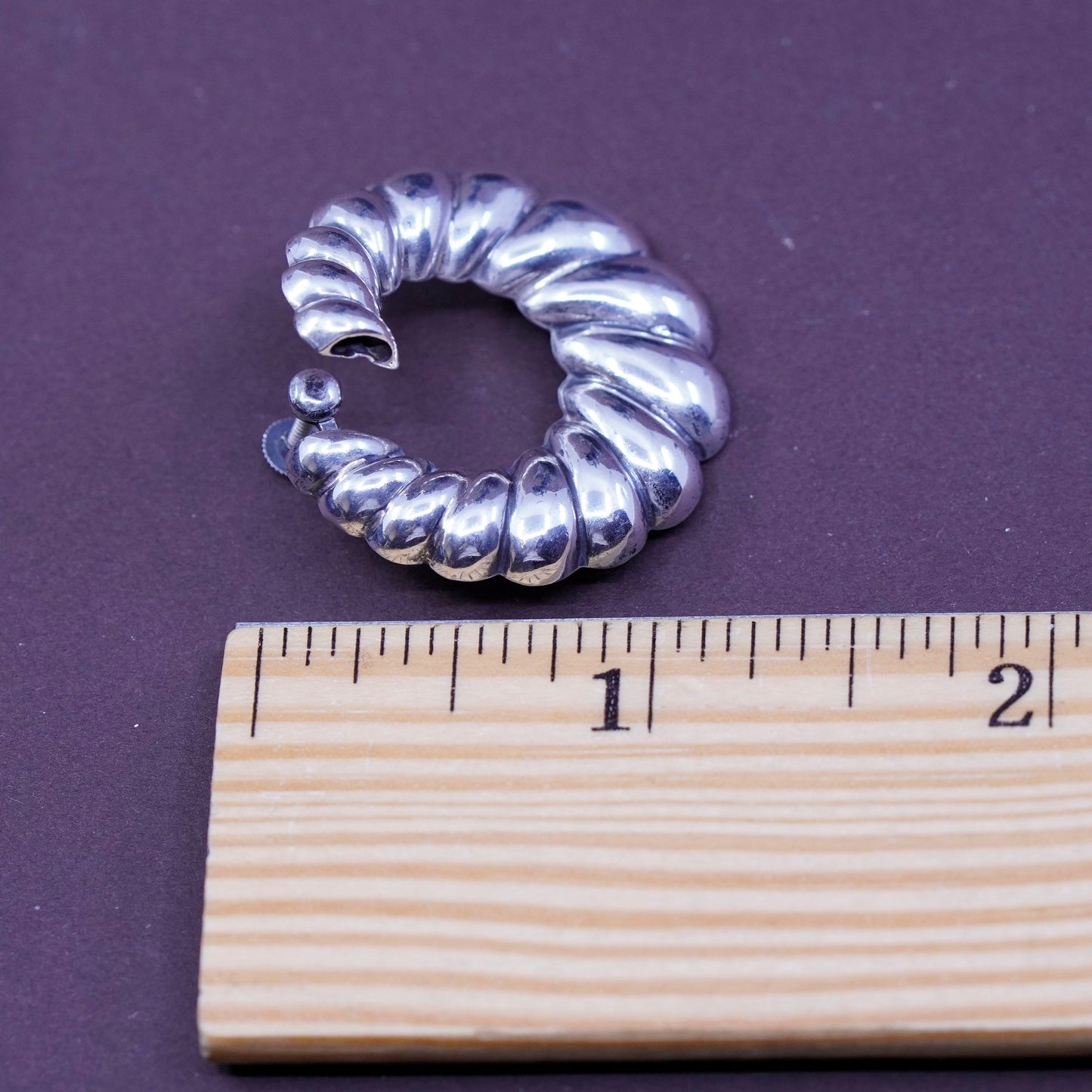 Vintage Sterling silver handmade screw back earrings, twisted 925 ribbed circle