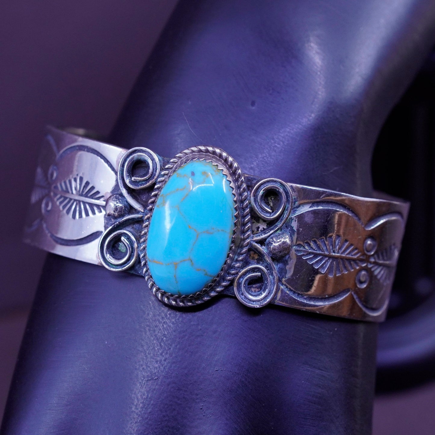 6.75”, Navajo Jessie Claw Sterling silver bracelet, 925 cuff turquoise