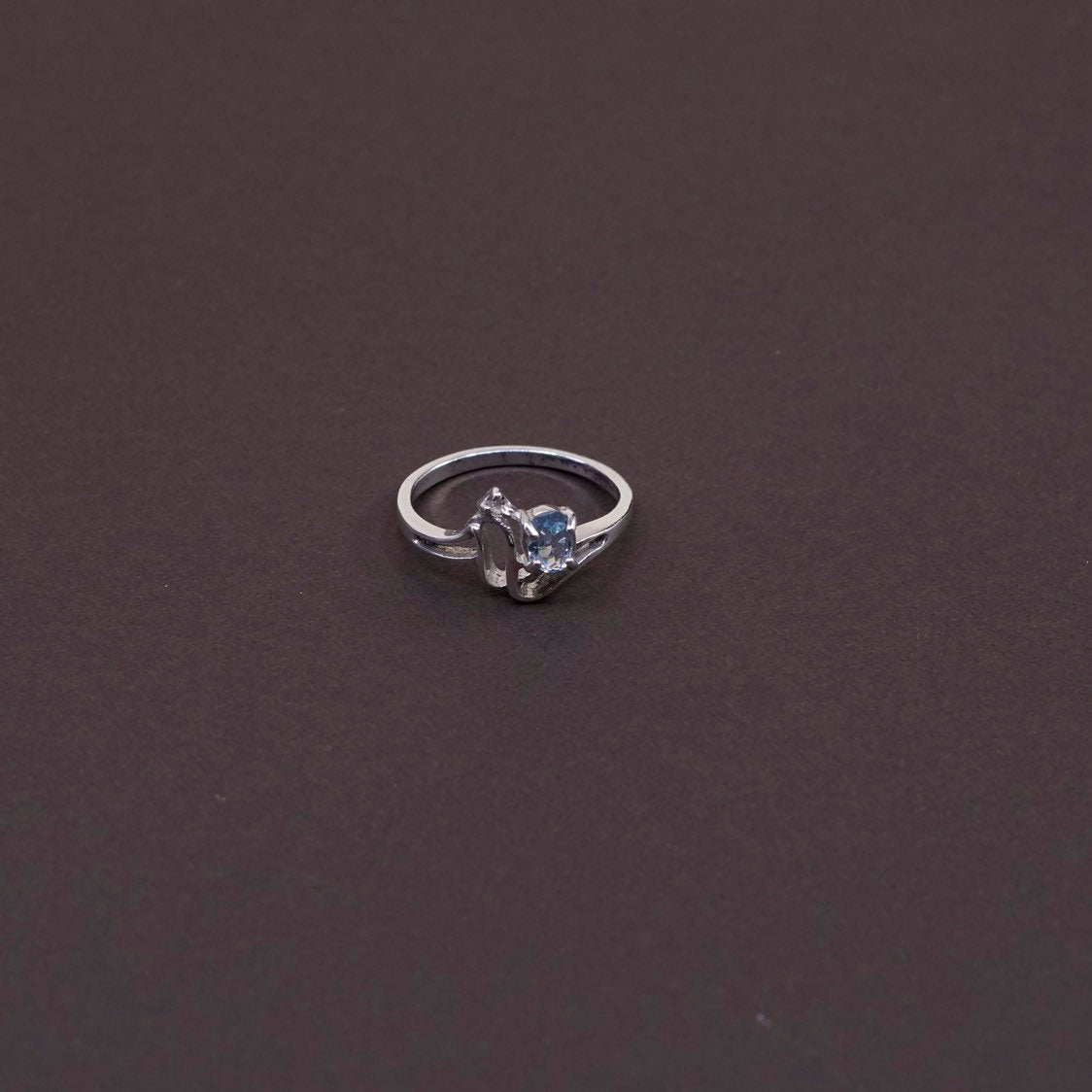 sz 8.25, vtg sterling silver handmade ring, 925 with blue topaz