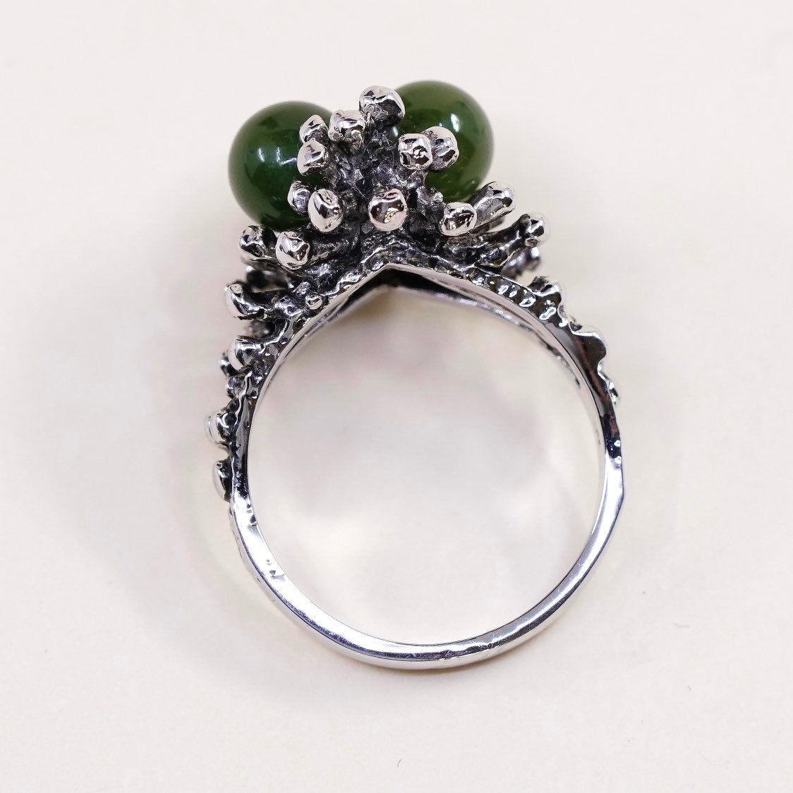 sz 5.25, vtg handmade sterling silver statement ring, unique beads w/ jade ring