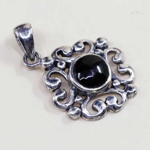 Vtg Sterling Silver Handmade Pendant Solid silver Bali / Obsidian, stamped 925