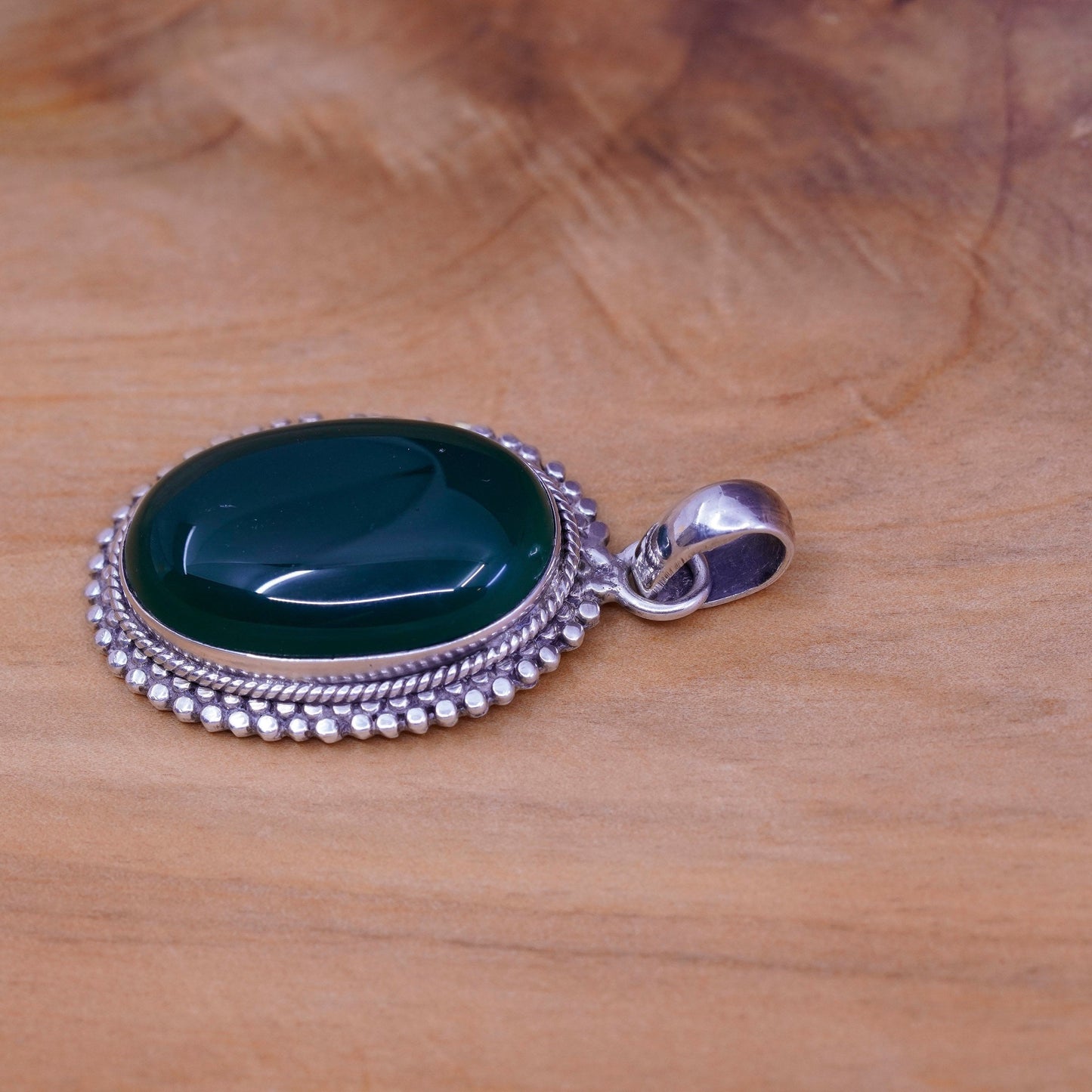 Vintage Sterling 925 silver handmade pendant with oval emerald and bead