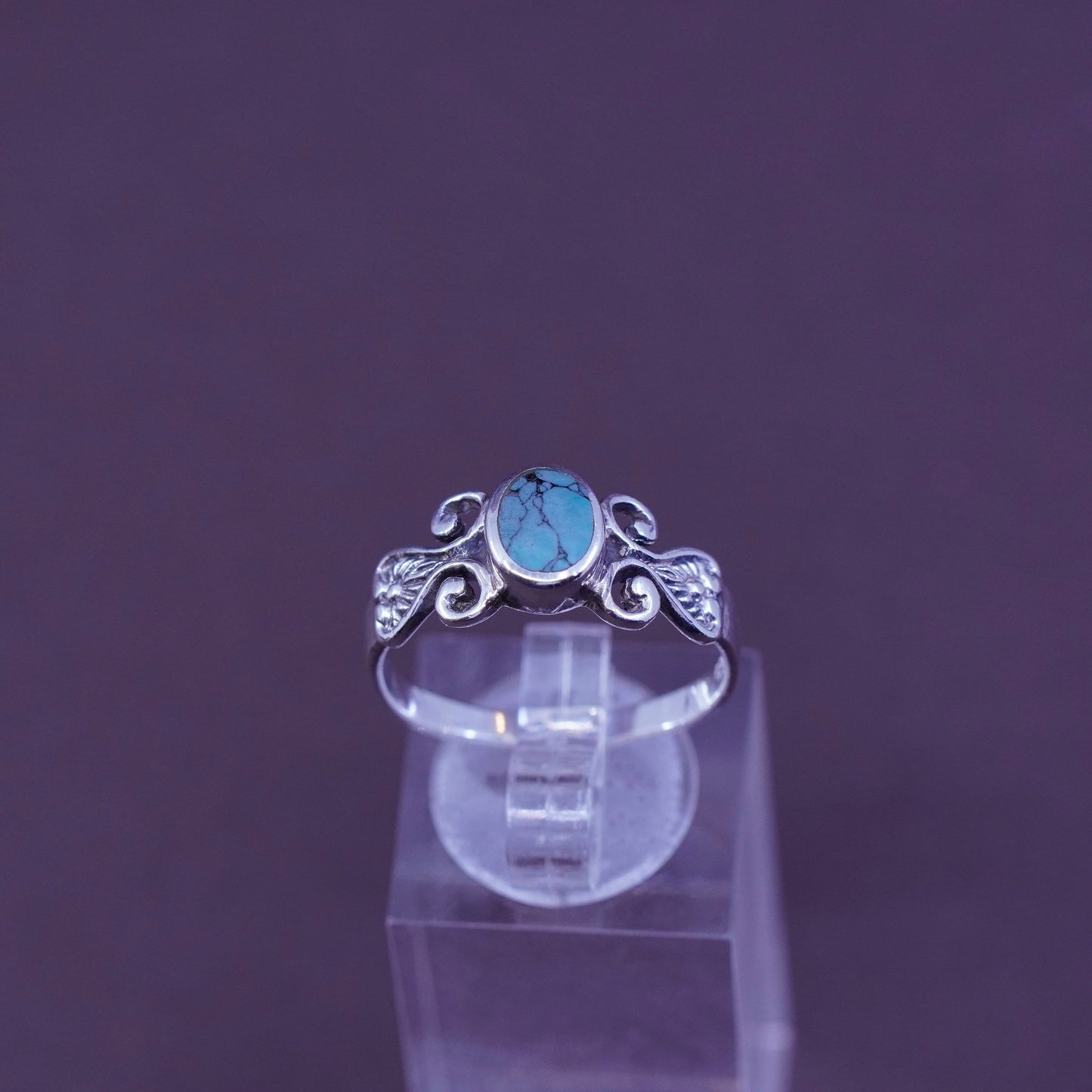 Size 8.5, vintage Sterling 925 silver handmade ring with turquoise and filigree