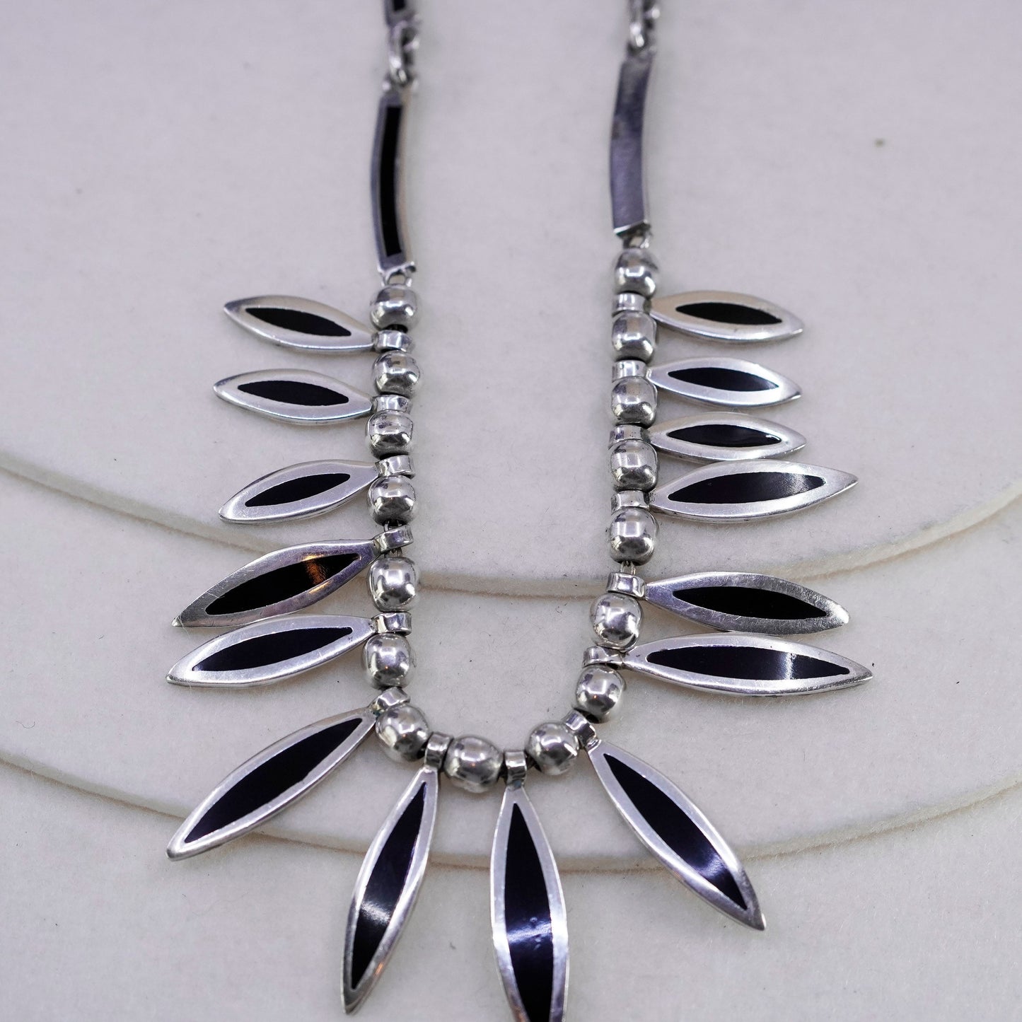 16”, vintage mexico Sterling 925 silver handmade necklace with black enamel