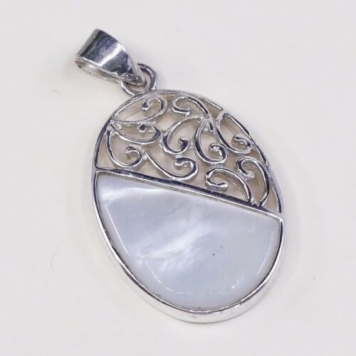 Vtg Sterling 925 Silver Handmade Oval Pendant W/ White Mop N Filigree Details