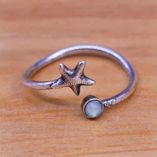 vintage Sterling silver starfish star ring, 925 wrap band with green Crystal