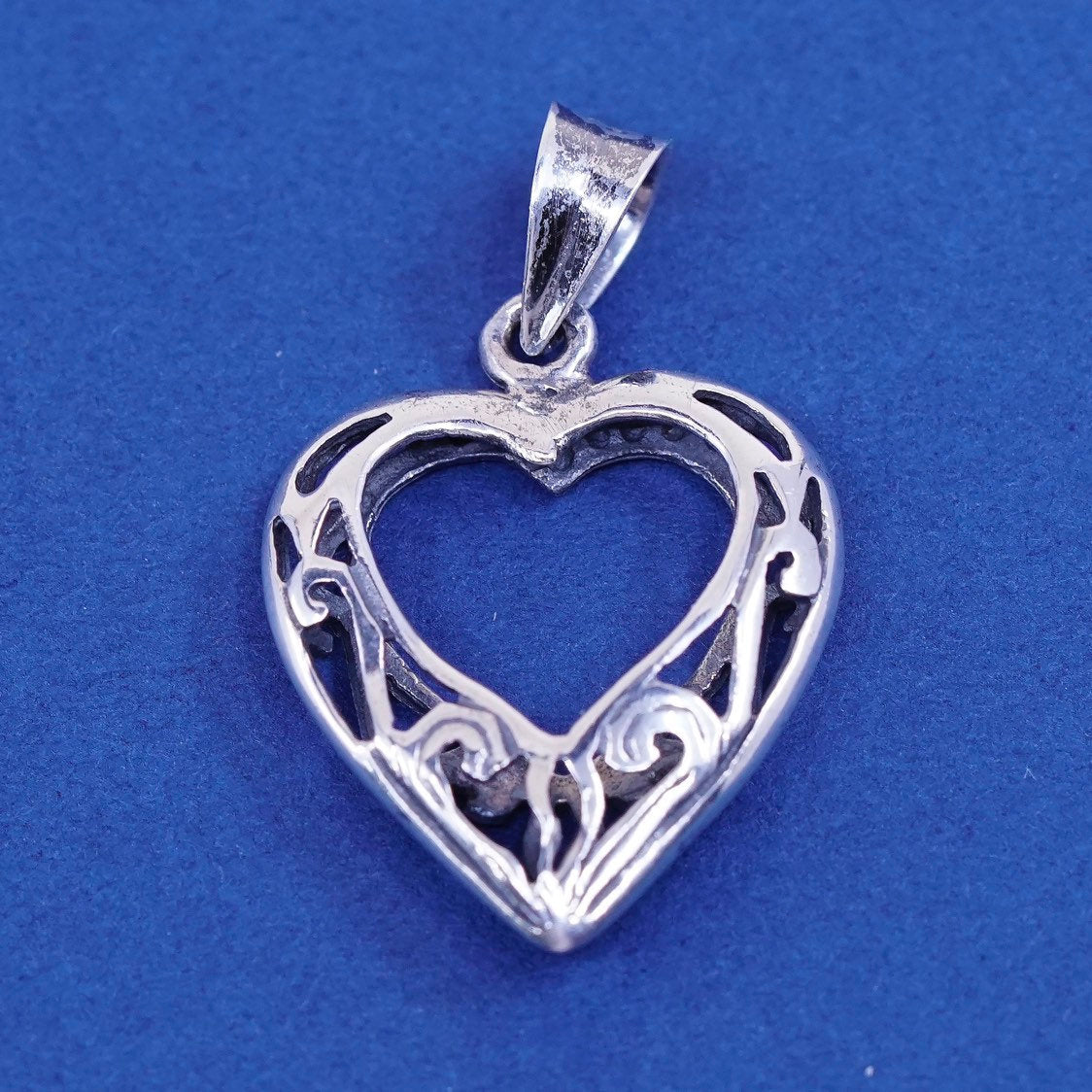 vtg Sterling silver handmade pendant, 925 filigree bali heart pendant