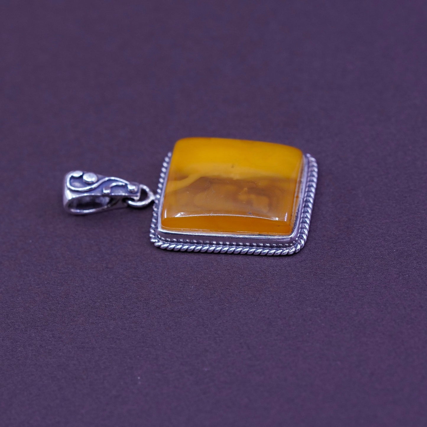 Vintage mexico Sterling 925 silver handmade pendant with Amber and cable