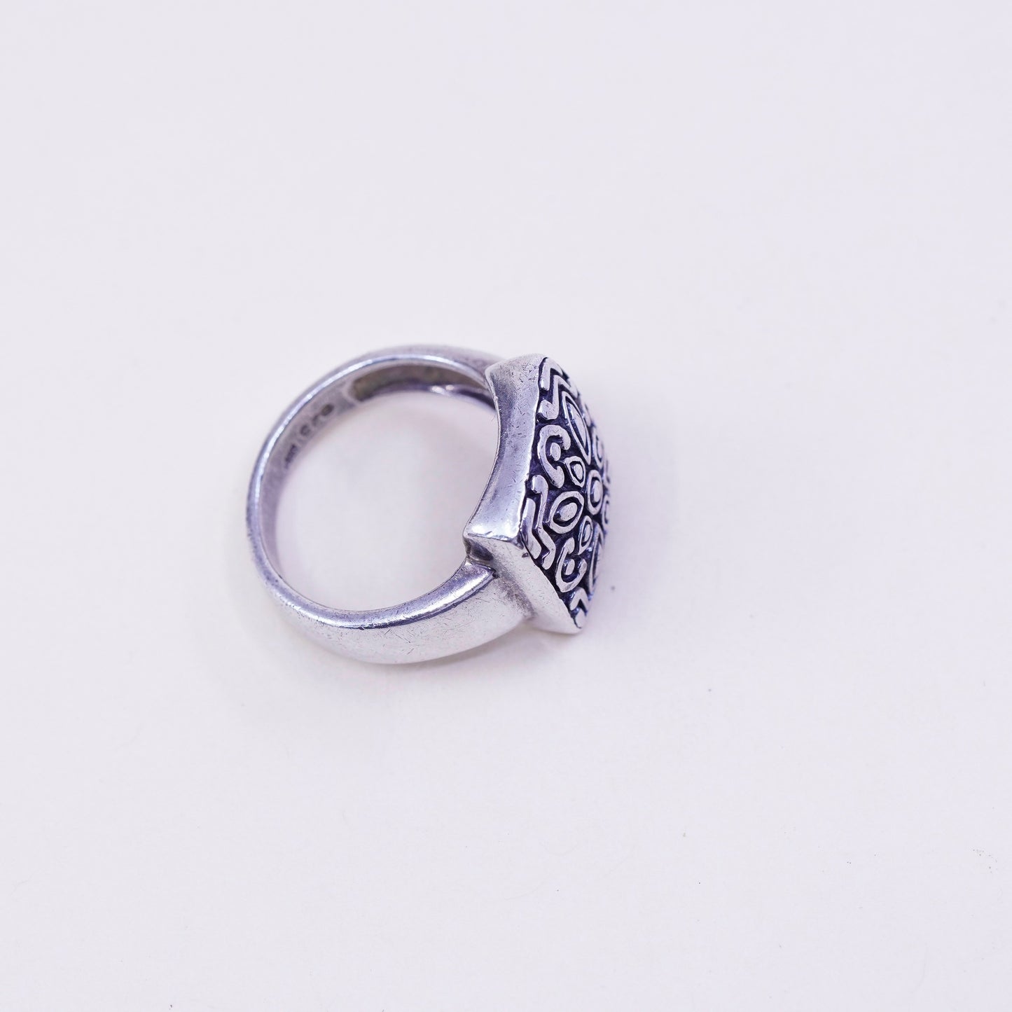 Size 8, vintage sterling 925 silver handmade bali statement ring