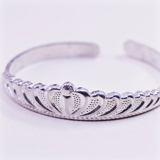 7.25”, vintage Sterling silver handmade cuff, 925 crown bracelet