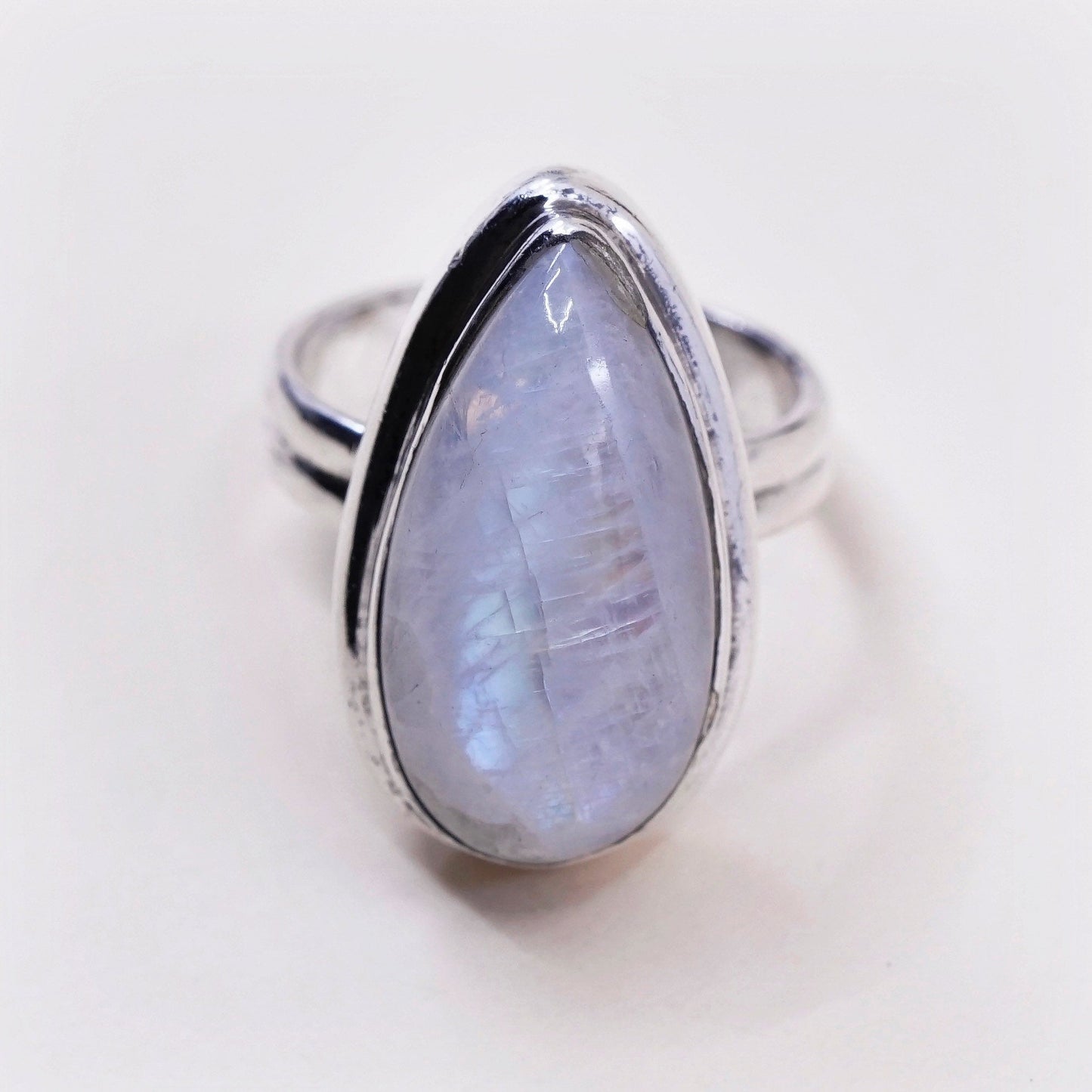 Size 9, vtg sterling silver handmade ring, 925 band with teardrop moonstone