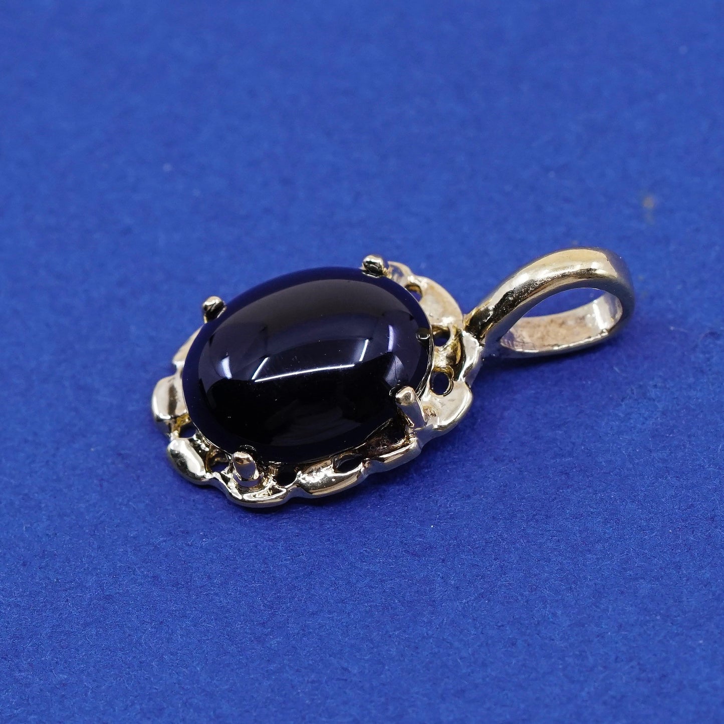 Vintage UTC vermeil gold over Sterling 925 silver pendant pendant with obsidian