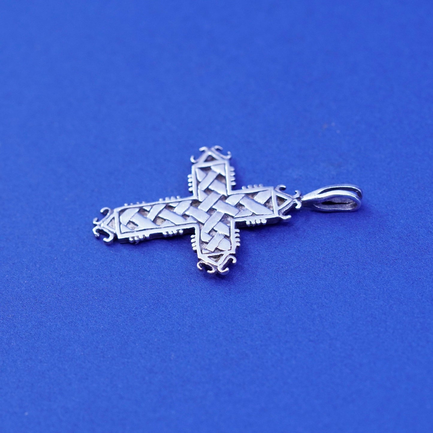 Vintage Sterling silver handmade pendant, braided textured 925 cross