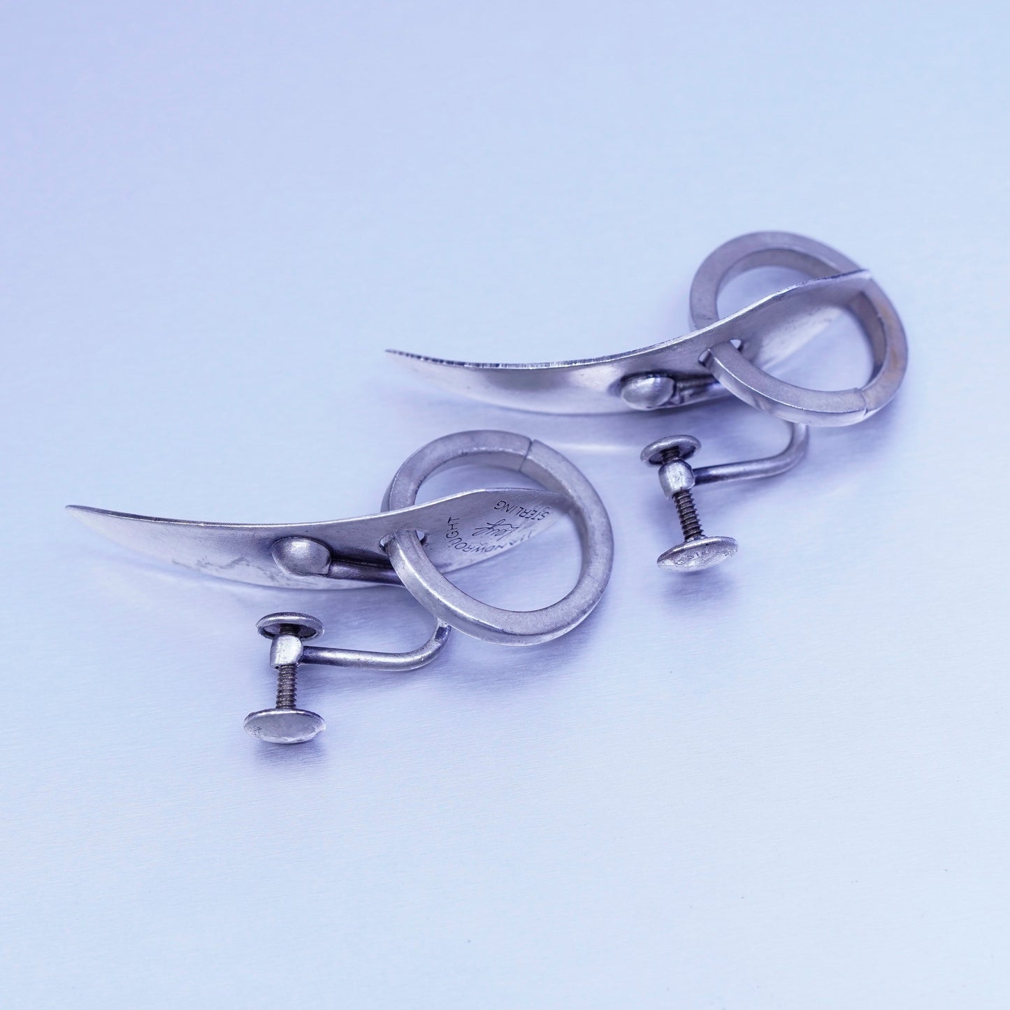 Leuf abstract modern matte Sterling 925 silver earrings, screw back w/ circle