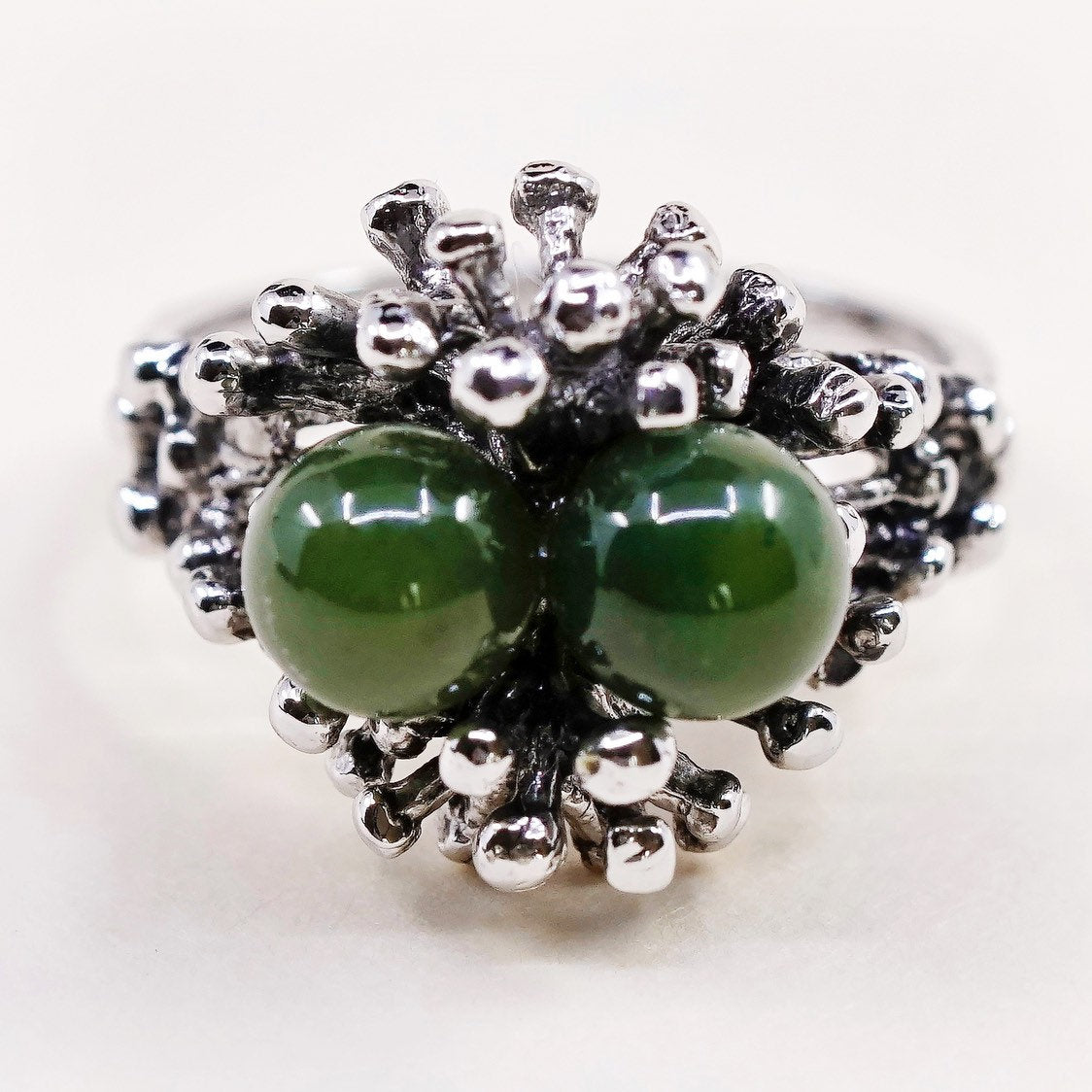 sz 5.25, vtg handmade sterling silver statement ring, unique beads w/ jade ring