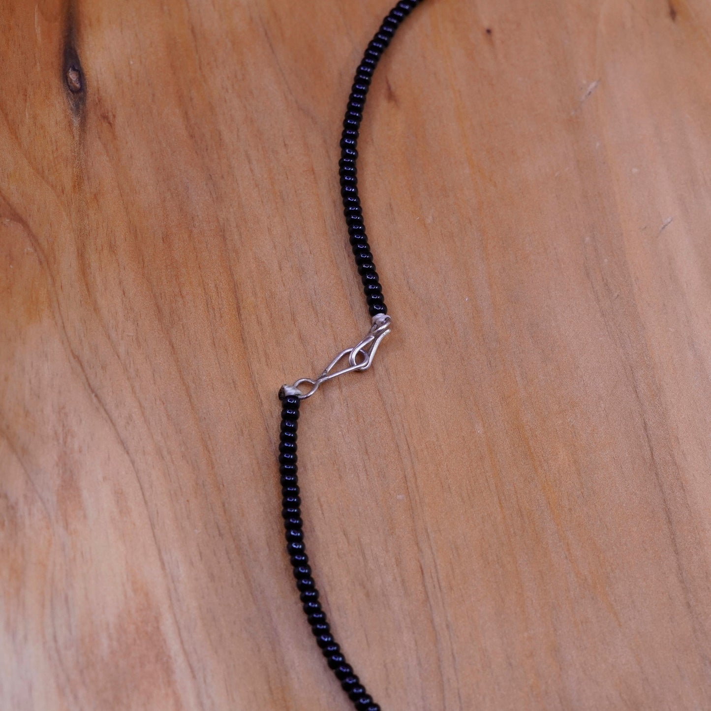 16”, Native American black bead necklace Sterling 925 silver arrow pendant