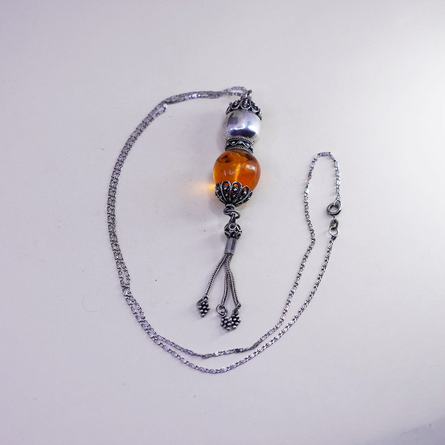 18”, Vintage Sterling 925 silver handmade necklace with amber bead pendant