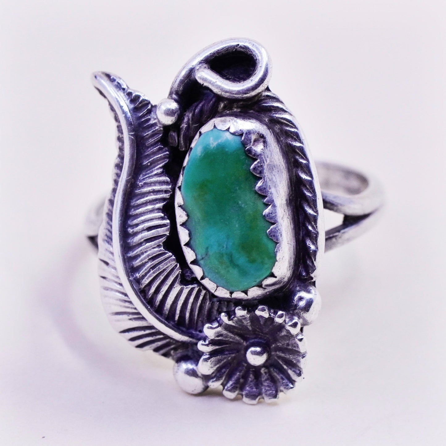 Size 7, sterling silver ring, Native American 925 ring turquoise leaf flower