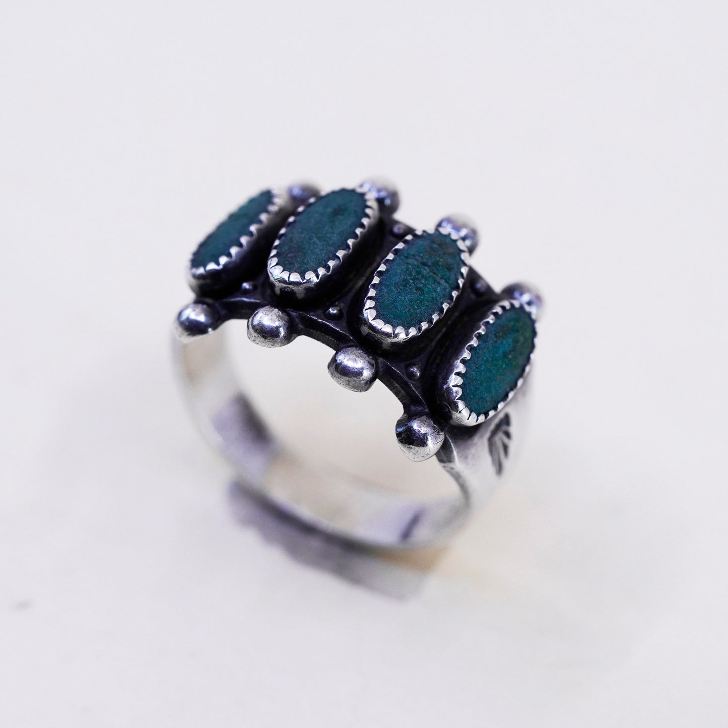 Size 5, vtg sterling silver Native American 925 band ring oval turquoise beads