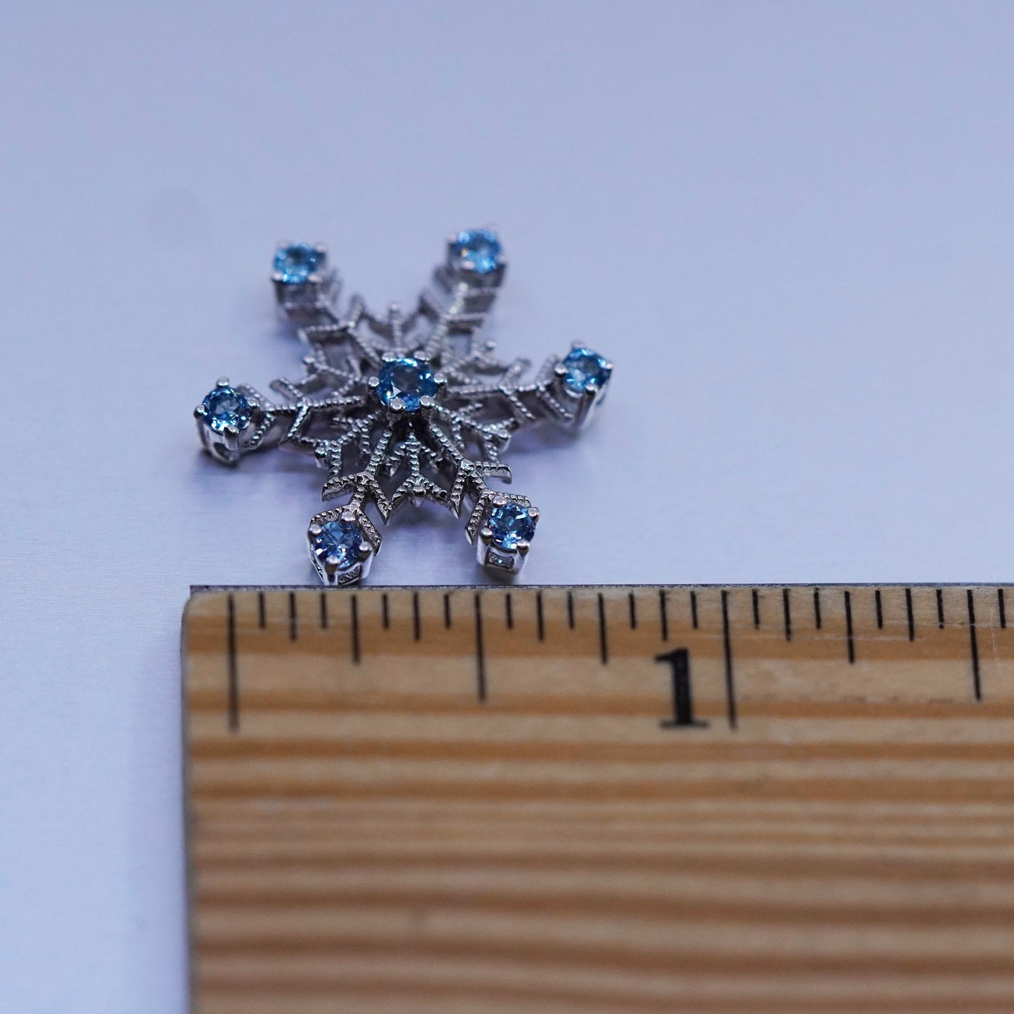 Vintage sterling 925 silver snowflake pendant charm with blue cz