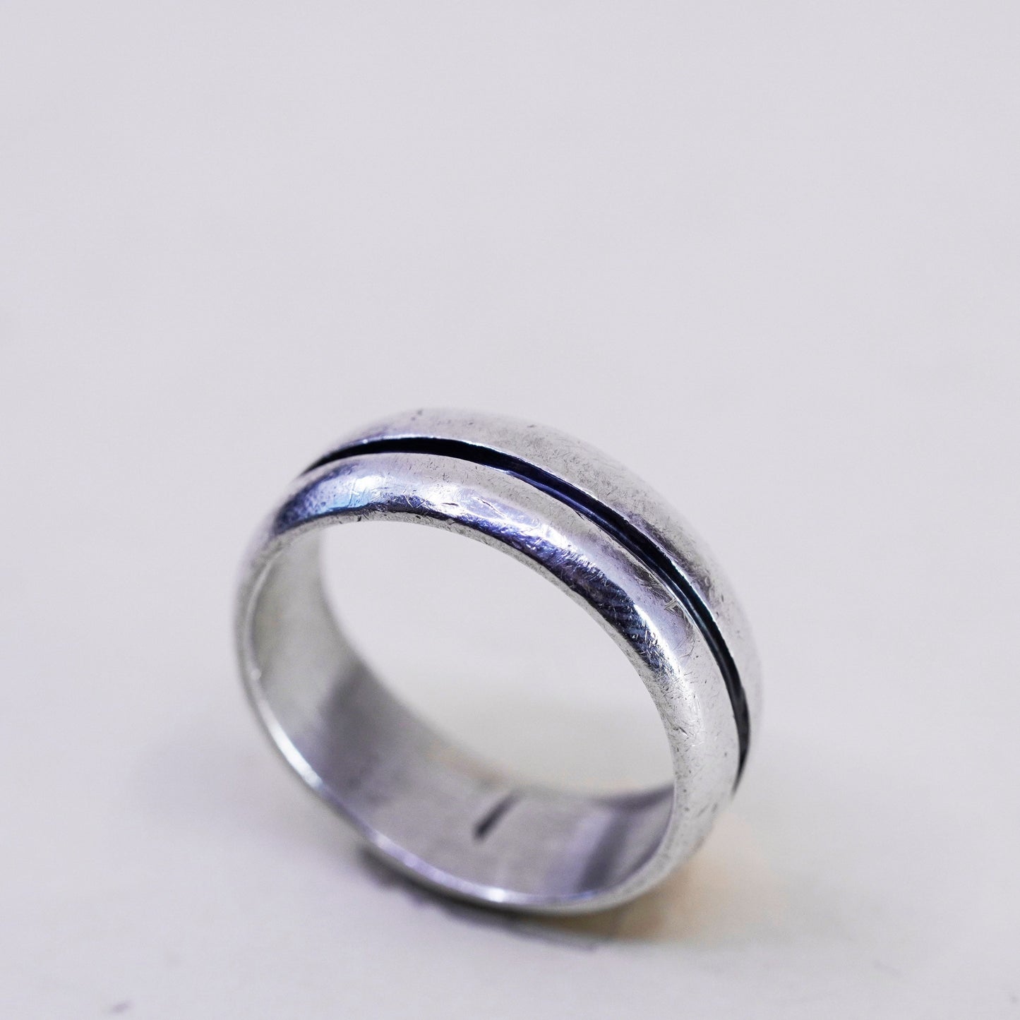 Size 8, vtg mexico sterling silver handmade ribbed ring, 925 band, minimalist