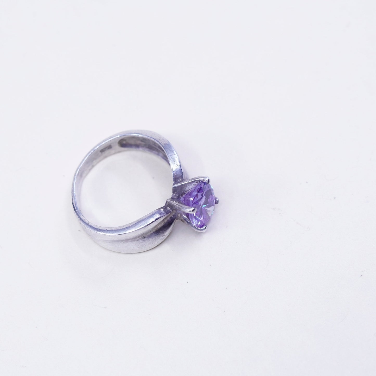 Size 6.25, vintage Sterling 925 silver handmade cocktail ring with amethyst