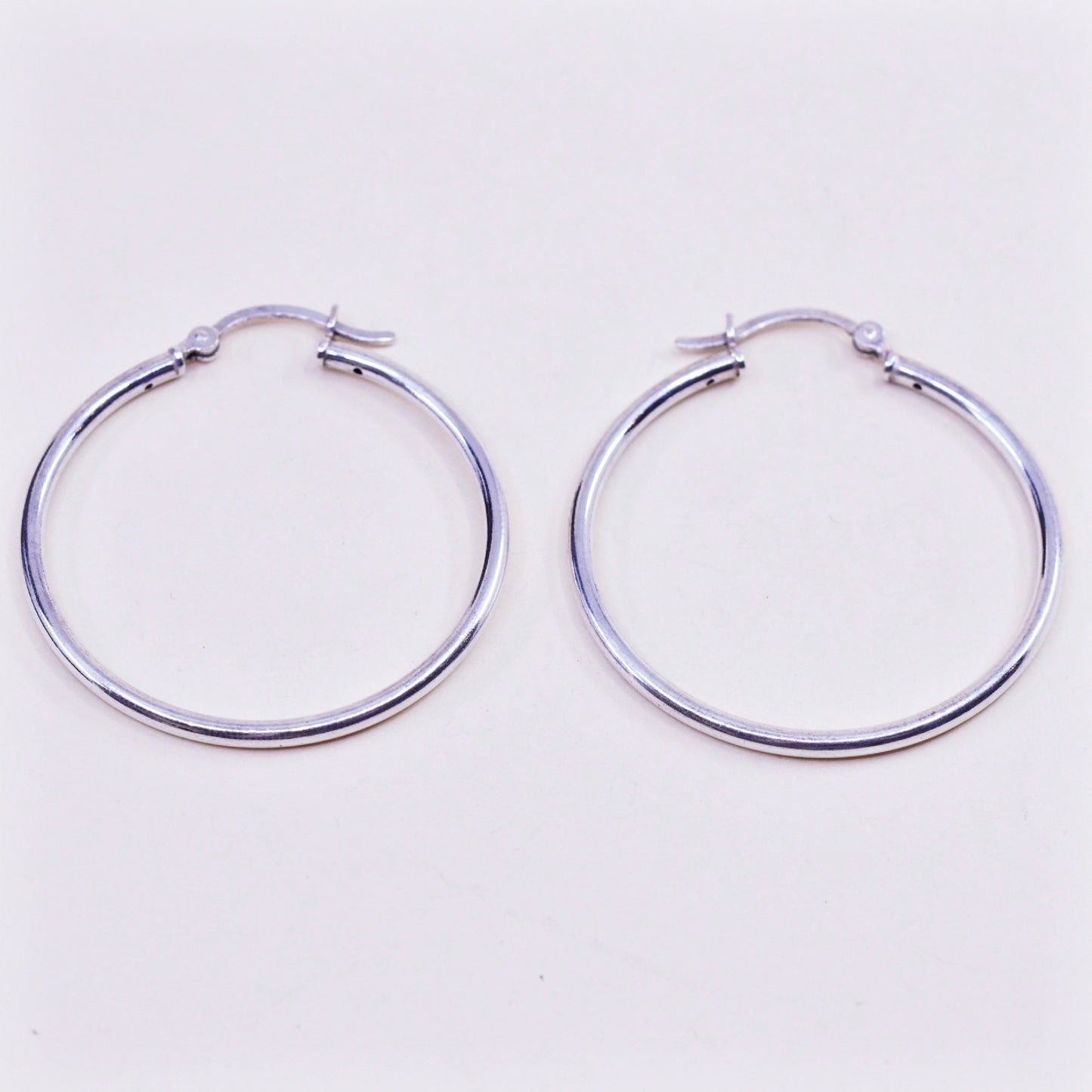 1.5” Vintage sterling silver loop earrings, fashion minimalist primitive hoops