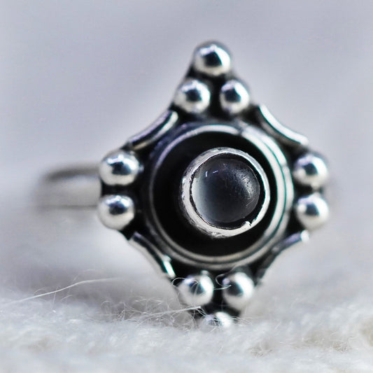 Size 6, Vintage sterling 925 silver handmade ring with glass and bead