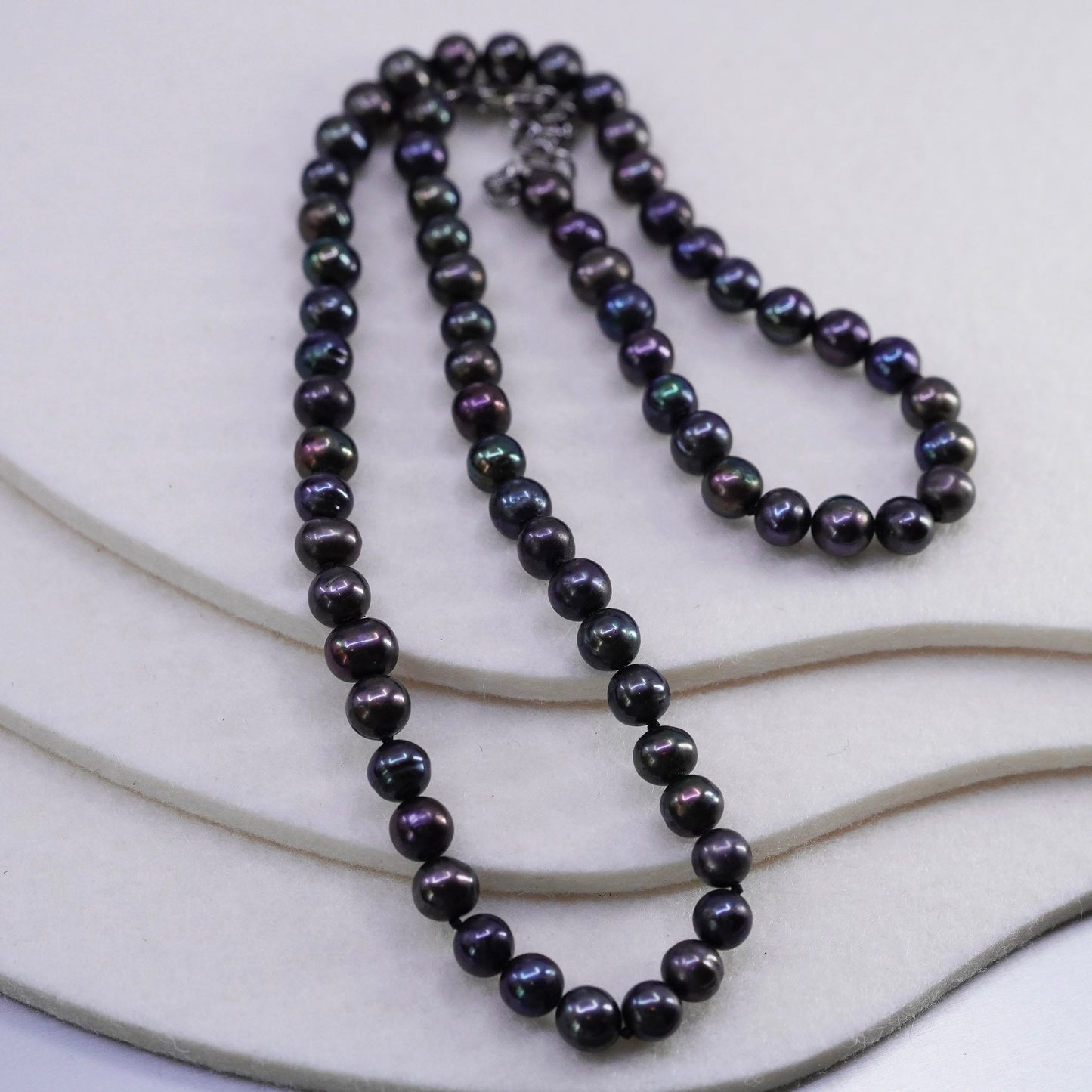 18+2”, vtg freshwater 6mm black pearl necklace with Sterling 925 silver clasp