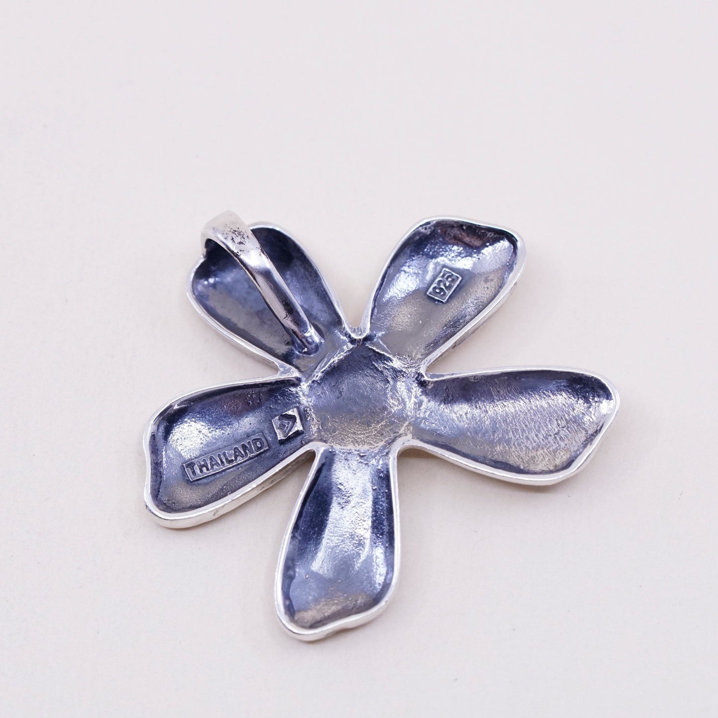 Vintage S1101 silpada sterling silver handmade pendant, solid 925 silver flower