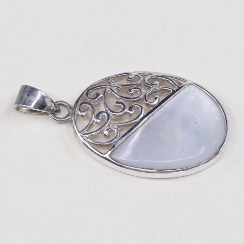 Vtg Sterling 925 Silver Handmade Oval Pendant W/ White Mop N Filigree Details