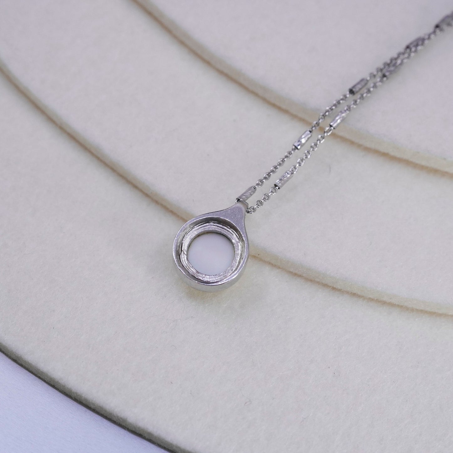 18”, Italian Dafne Sterling 925 silver circle necklace circle howlite pendant