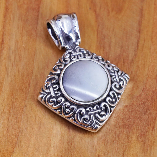 Sterling 925 Silver Handmade iris lily the fleur-de-lis Pendant round moonstone