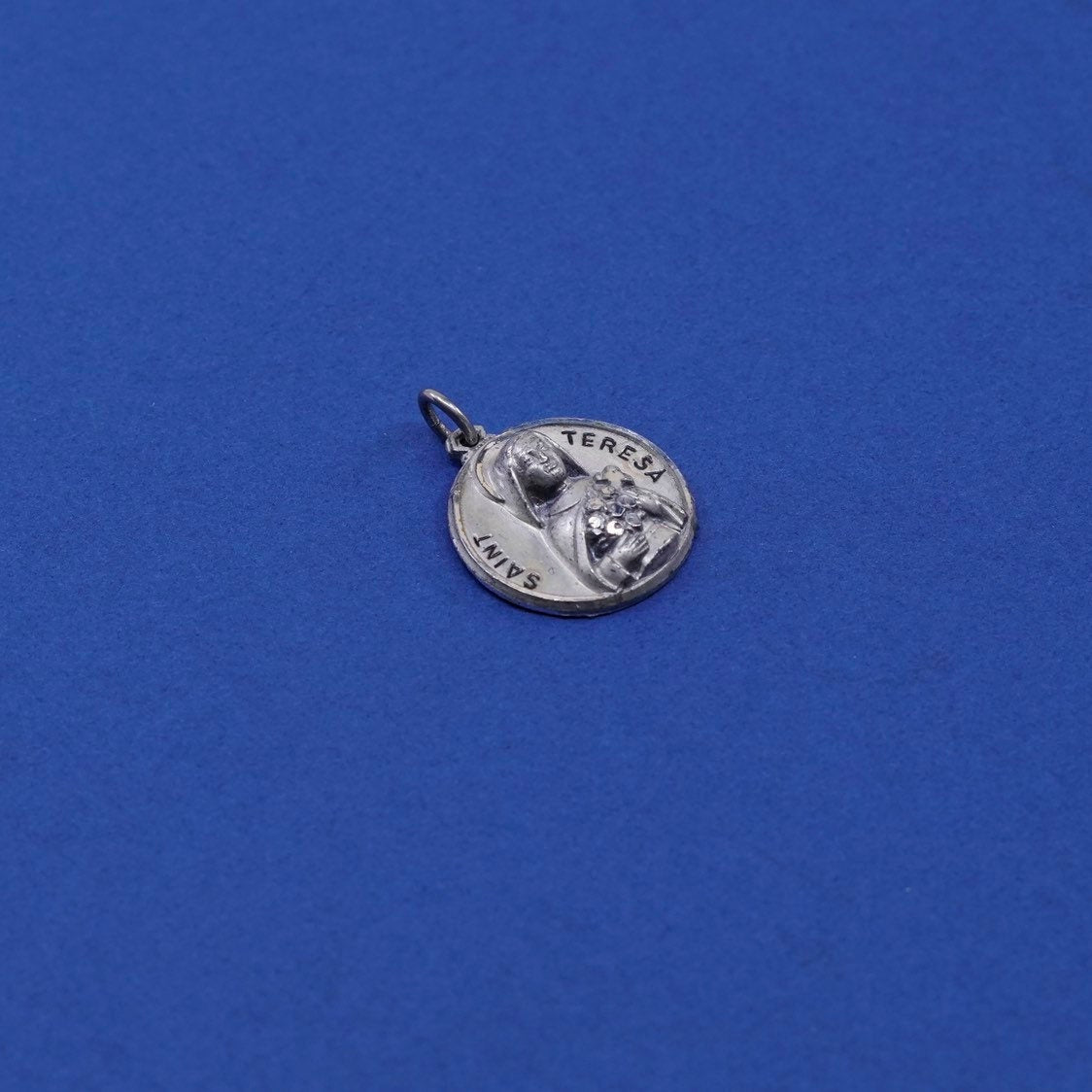 vtg sterling silver handmade pendant, 925 tag charm engraves “saint Teresa