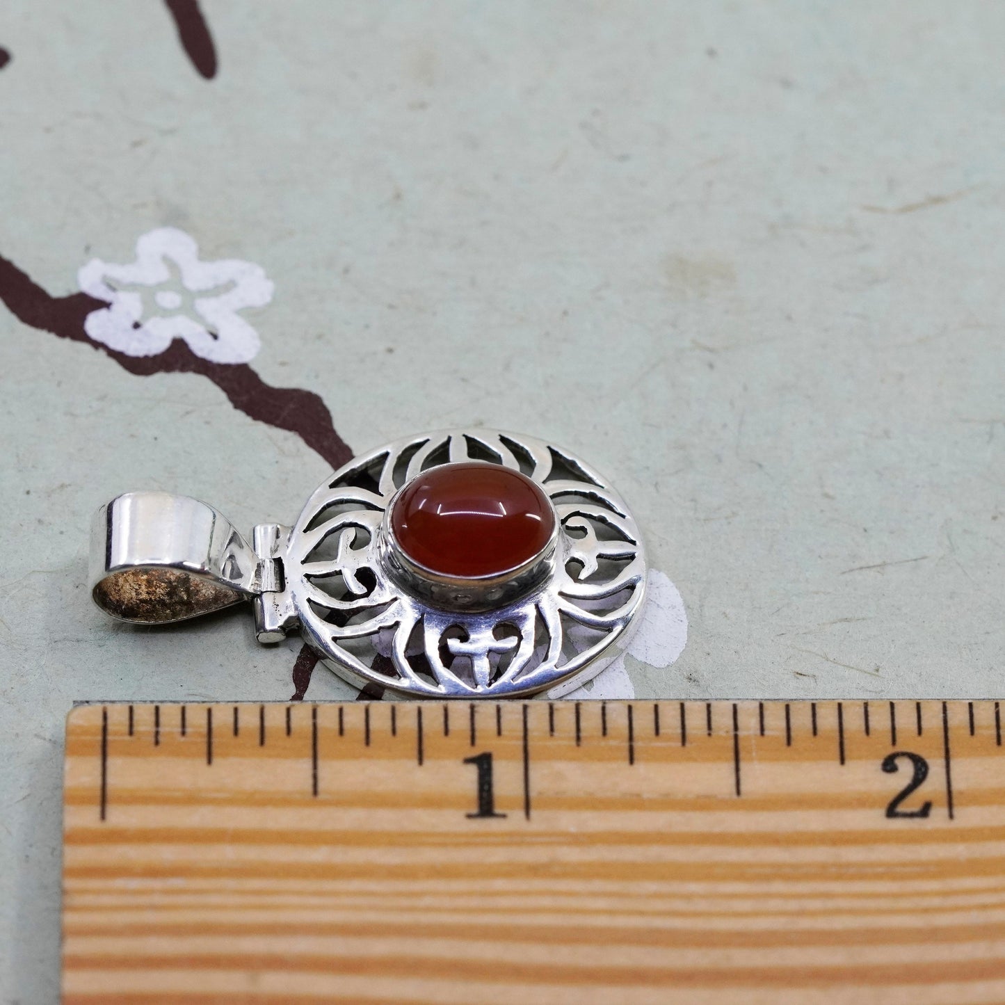 Vintage sterling silver handmade pendant, 925 filigree oval with carnelian