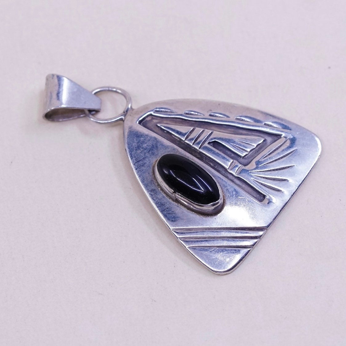 VTG sterling silver handmade pendant, 925 native American, arrow w/ obsidian