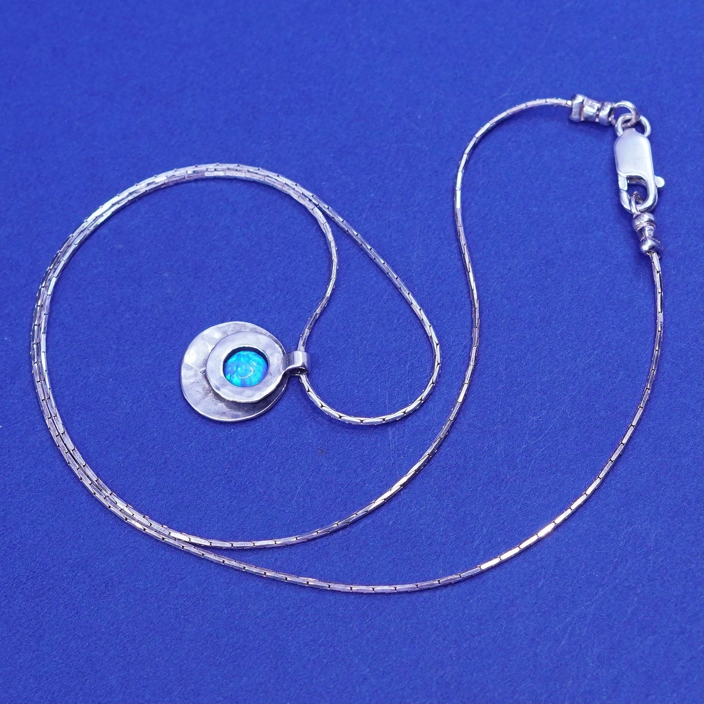 16”, vtg Didae Shablool Sterling 925 silver snake necklace circle opal pendant