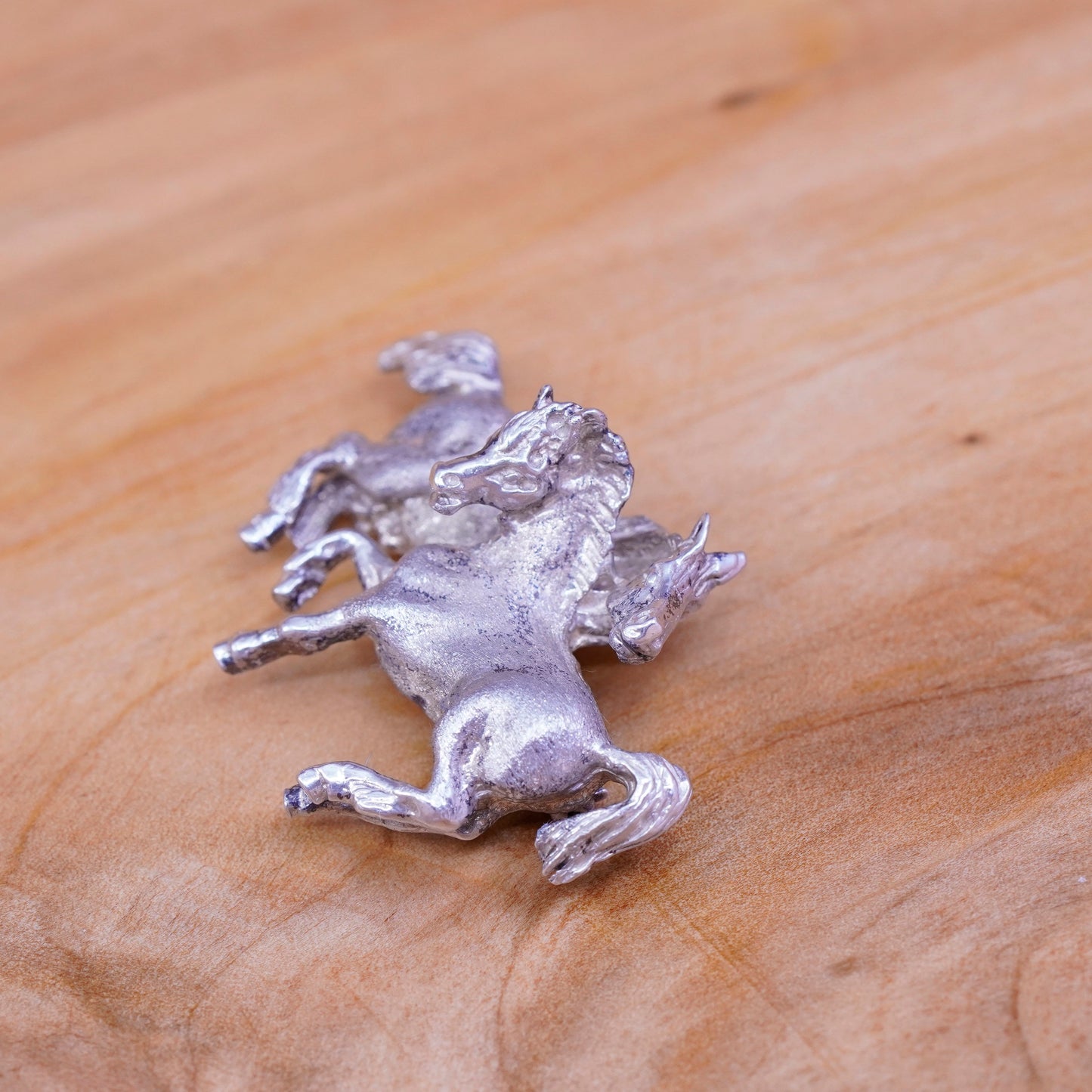 Vintage handmade sterling 925 silver horse matte horses brooch