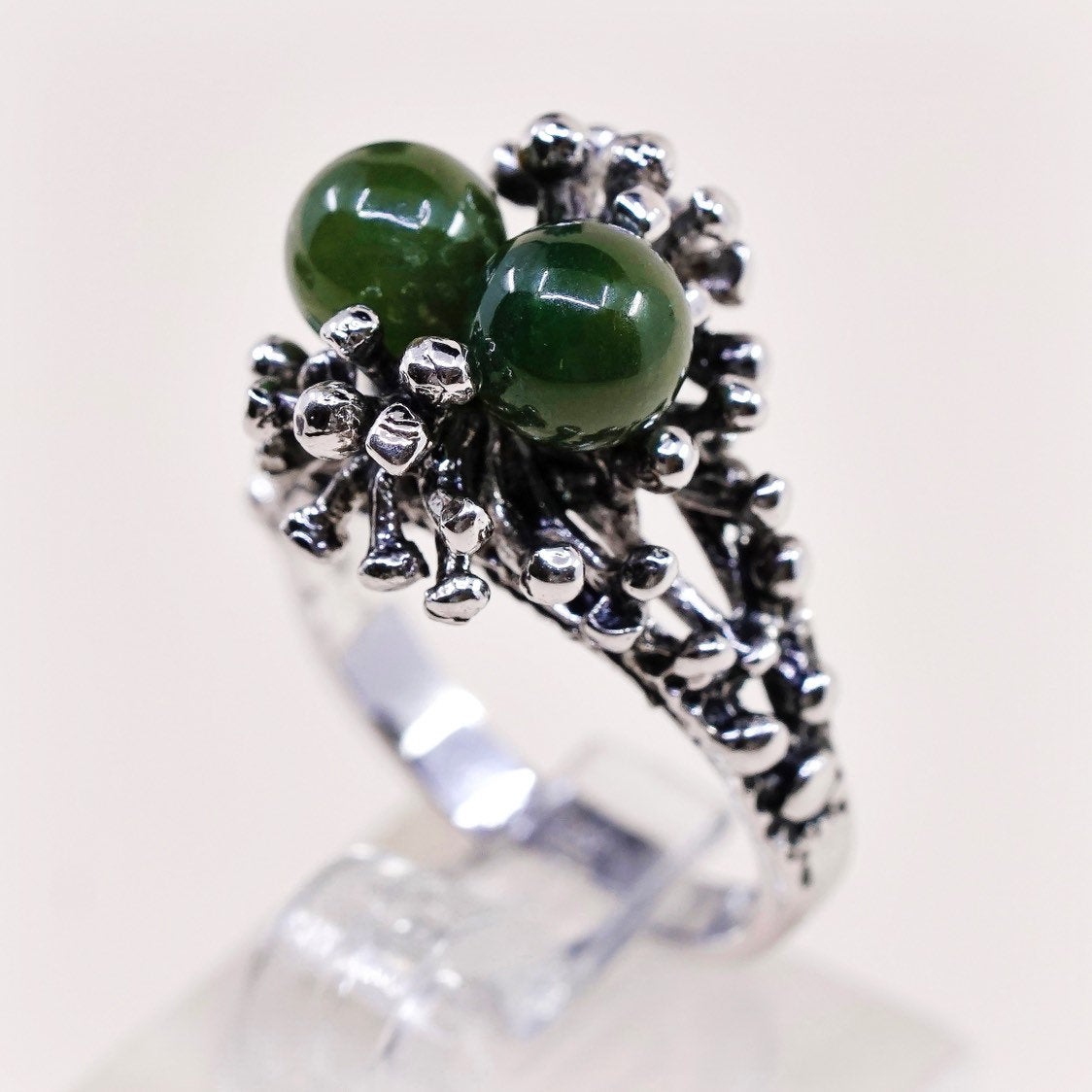 sz 5.25, vtg handmade sterling silver statement ring, unique beads w/ jade ring