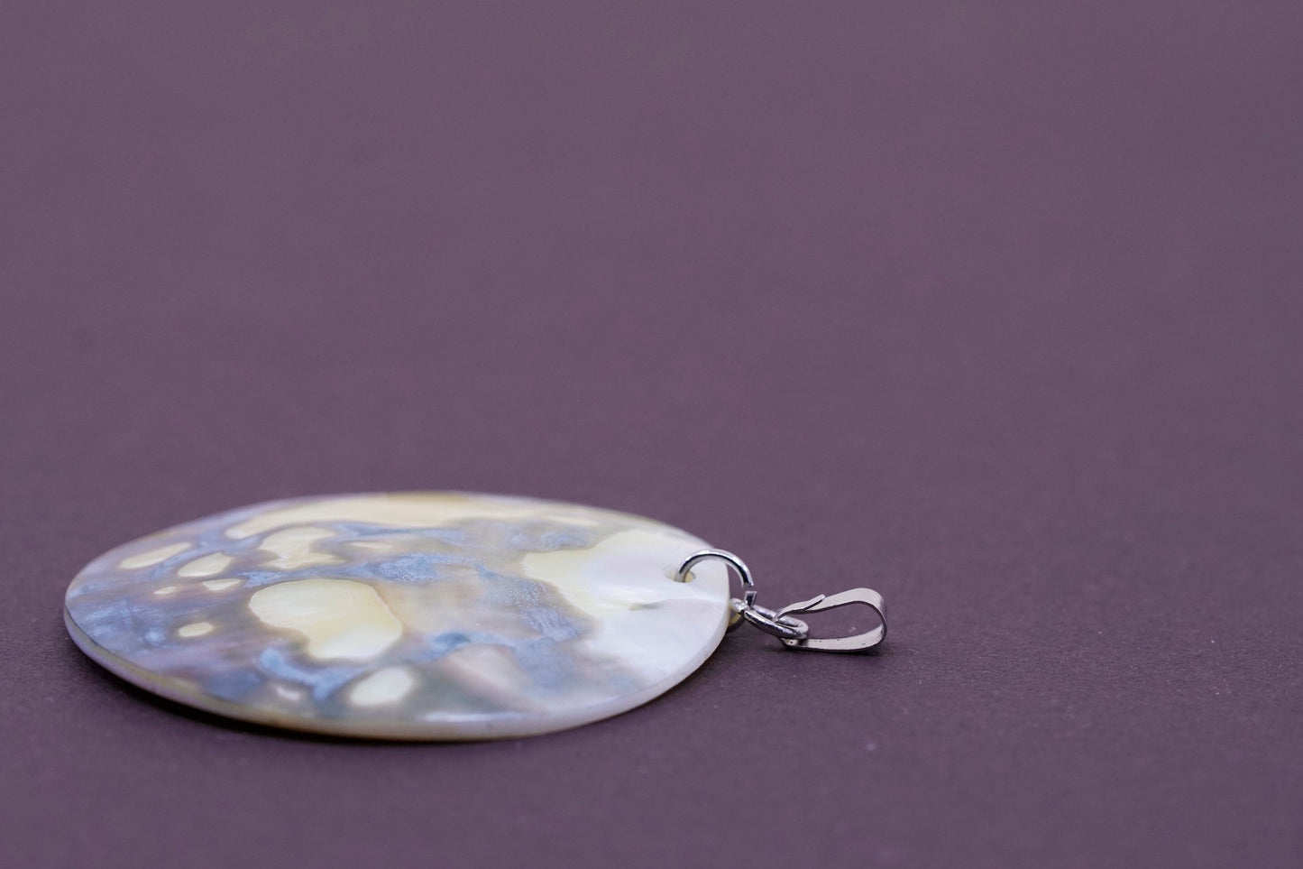 Vintage Sterling 925 silver handmade pendant with mother of pearl